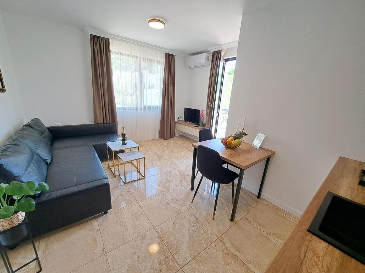 Onyx 2 Private Apartments Sveti Vlas Ngoại thất bức ảnh