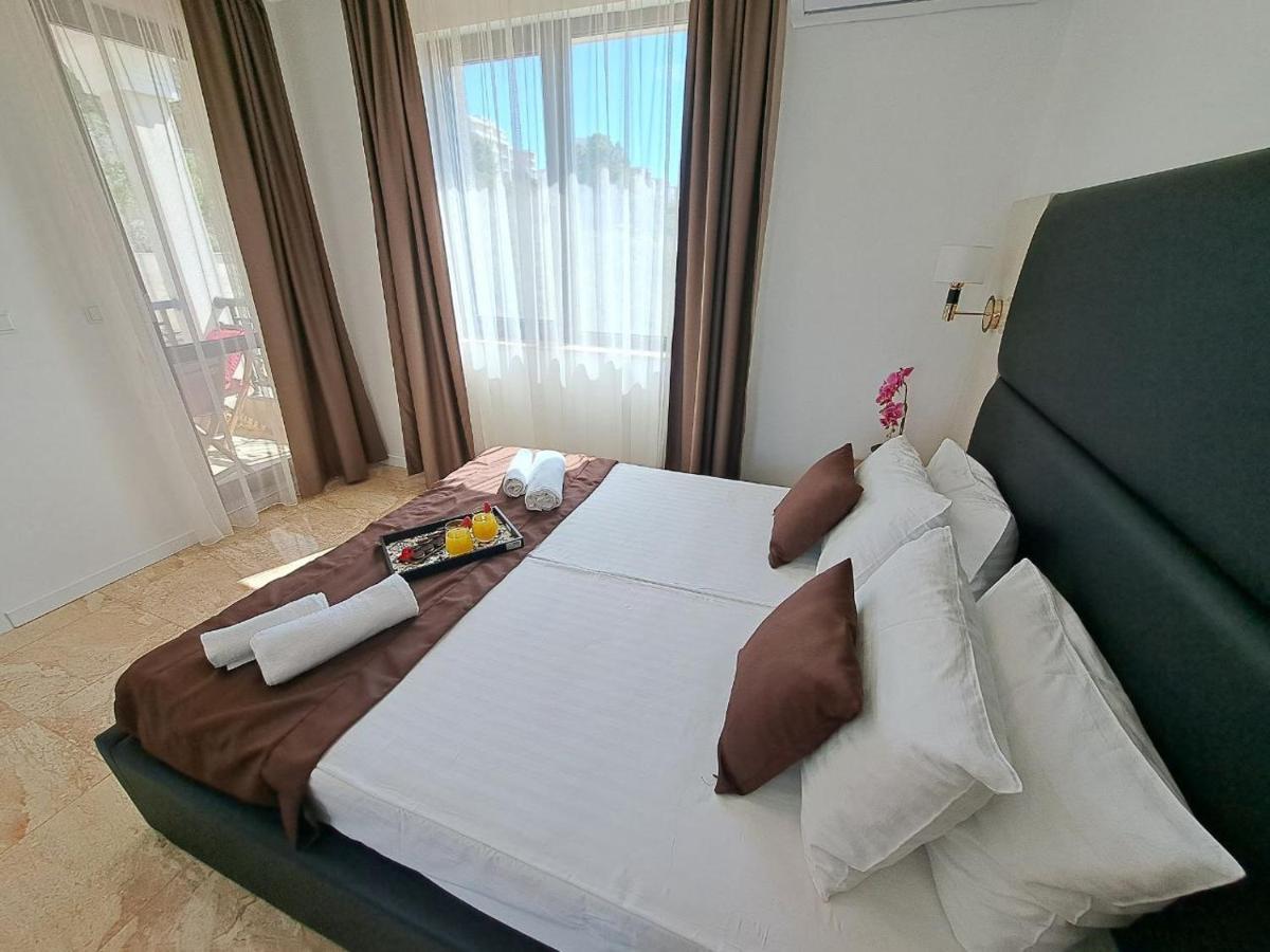 Onyx 2 Private Apartments Sveti Vlas Ngoại thất bức ảnh