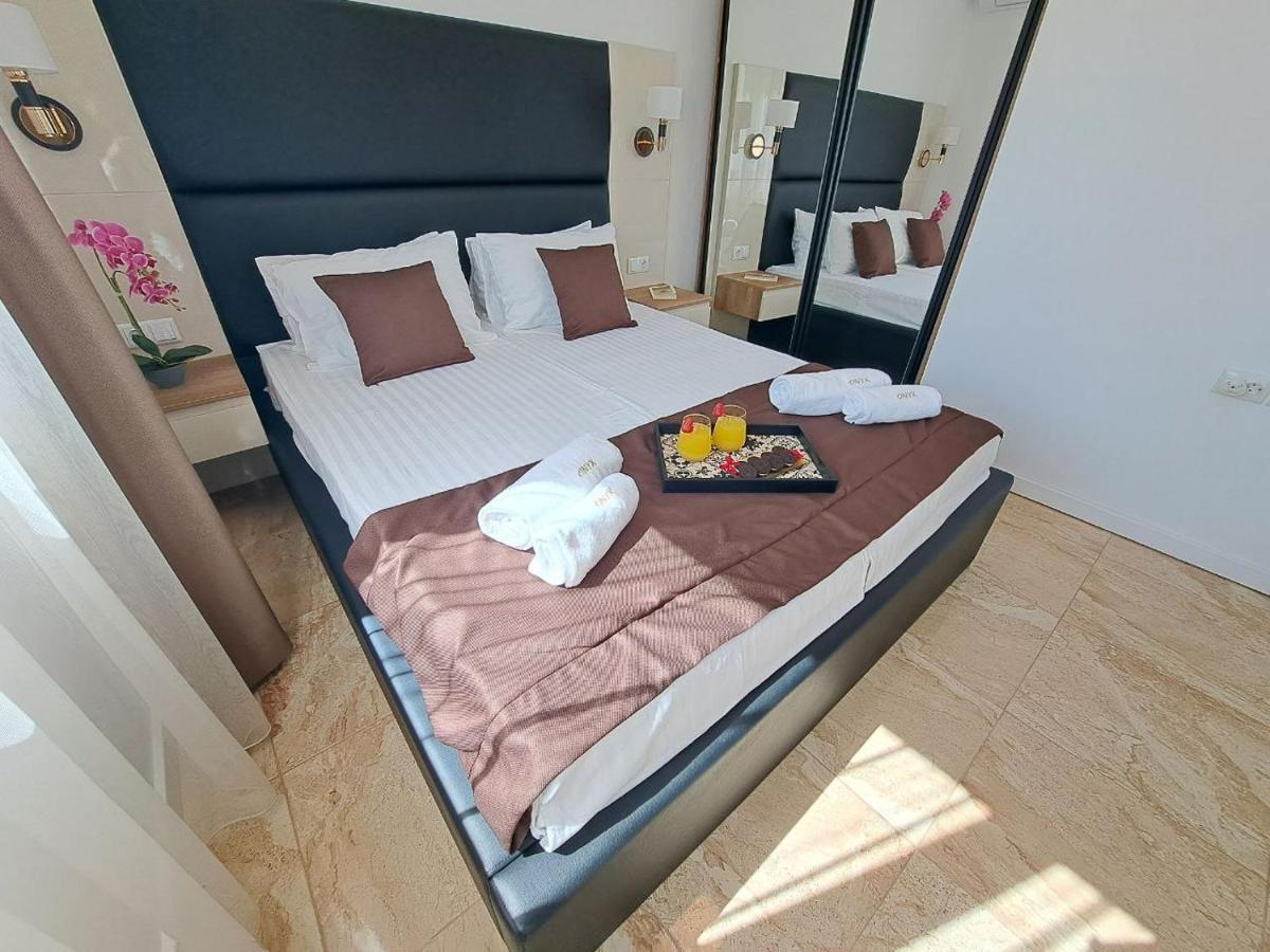Onyx 2 Private Apartments Sveti Vlas Ngoại thất bức ảnh