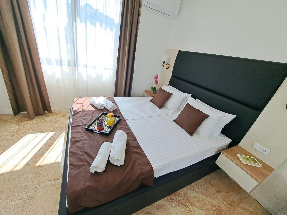 Onyx 2 Private Apartments Sveti Vlas Ngoại thất bức ảnh