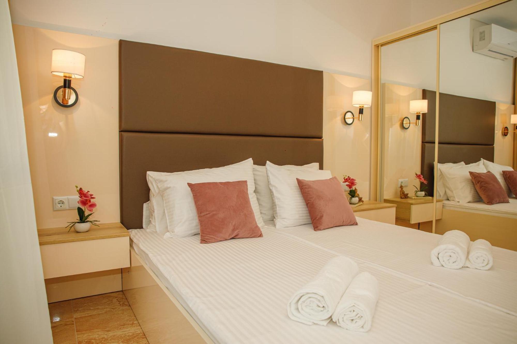 Onyx 2 Private Apartments Sveti Vlas Ngoại thất bức ảnh
